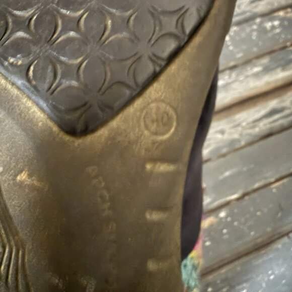 Dansko Gray Suede and Knit Cuff Brittany Clogs Sz. 40 - Picture 10 of 10